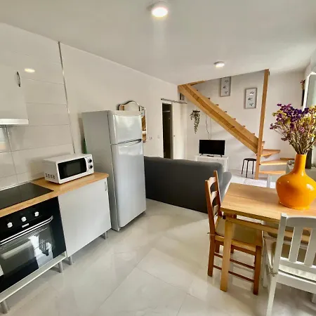 Casinha Da Patricia * Nazaré